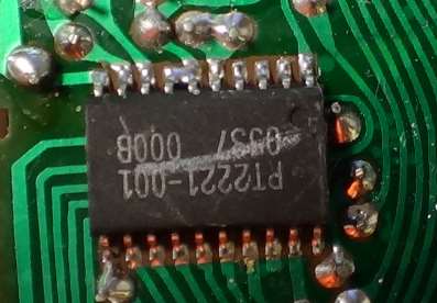Hotronic AR-31 / PC-TBC remote panel integrated circuit closeup.